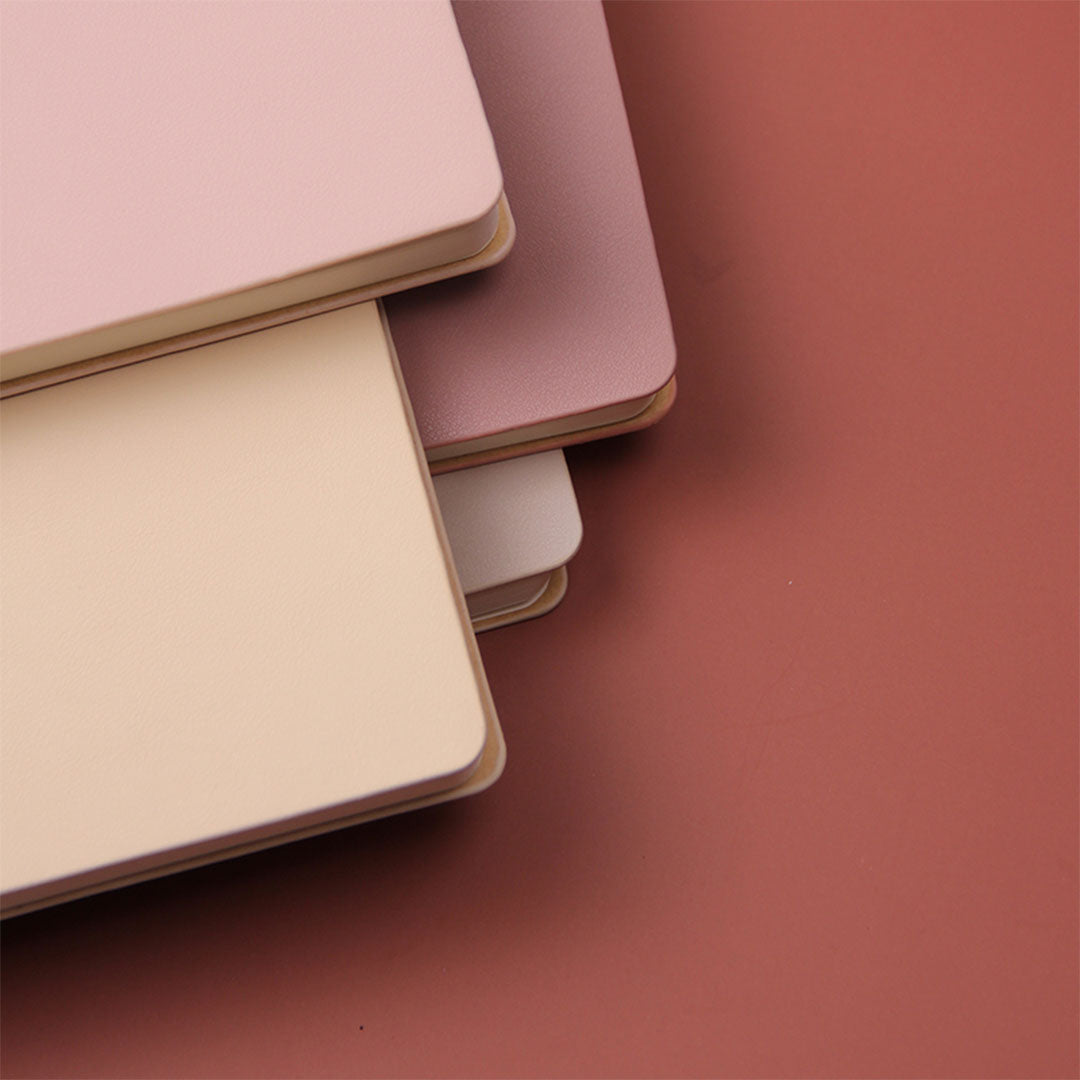 A5 CLASSIC JOURNAL---The A5 notebooks are the perfect size with a wide range of colors making them ideal companions for all walks of life. Lines width 7mm. 80 Sheets/160 Pages,Size: 5.59 x 8.23 inch, perfect size for carrying around or put into your bag or purse. Sophistik