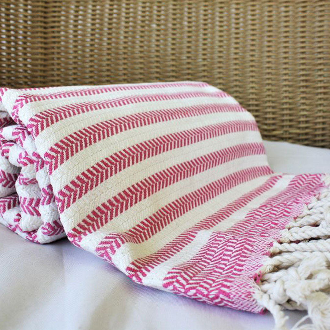Sophistik Premium quality Turkish towels are lightweight, soft, and very absorbent. Plus, they dry faster than regular terry cloth towels for packing in your suitcase or beach bag. They can be used as a beach towel or travel towel for gym workouts. They come in a variety of colors to match your style!